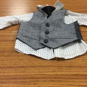 Boys suit size newborn